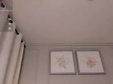 Stripchat Free Porn Cam of allisonpariss