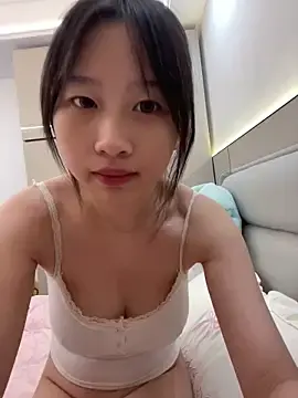 Stripchat Live Sex Cam of JUJU0616