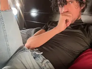 Stripchat Live Sex Cam of beranco19