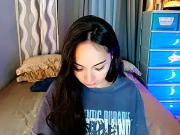 Stripchat Free Live Porn of SweetLilly_18