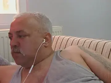 Stripchat Sex Cam of husoizmir