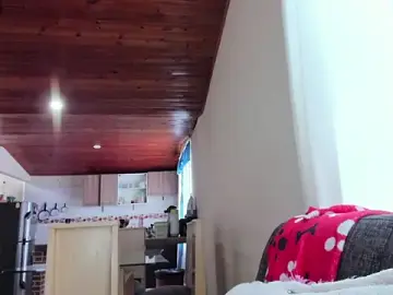 Stripchat Live Sex Cam of Cuty_sexy_hot