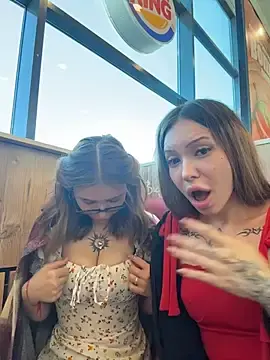 Stripchat Best live sex cam show of FlashTitsRoyal