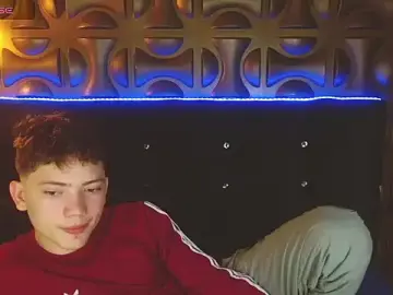 Stripchat Best live sex cam show of cruz_dante