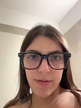 Stripchat Live Sex Cam of lilylovelesss