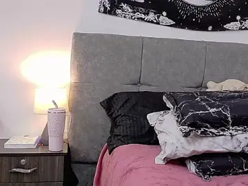 Stripchat Live Porn of Lexiie1