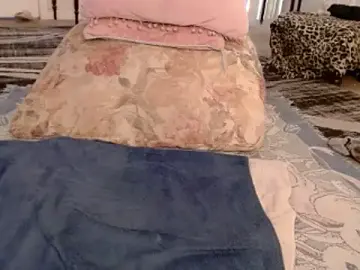 Stripchat Best live sex cam show of chanel_love