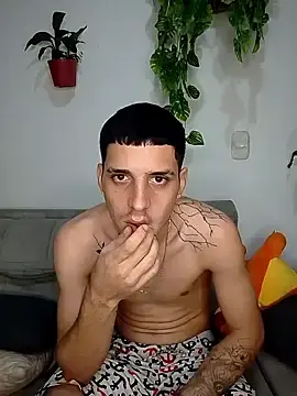 Stripchat Live Sex of BoyMaxLatin