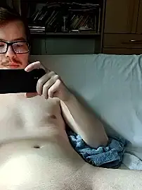Stripchat Best Webcam of peti_19