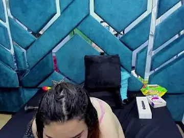 Stripchat Adult Webcams of AndrySaenz18