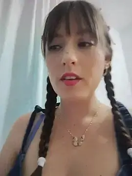 Stripchat Free Live Porn of Belly_Rosse