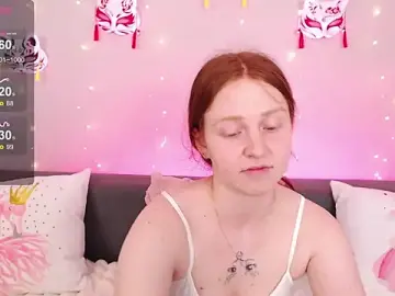 Stripchat Watch Live Sex Cams of Evarey_