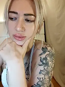 Stripchat Free Live Porn of Gina-Lumara