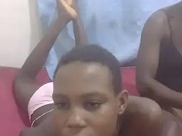 Stripchat Free Live Porn of miss_brown_gal