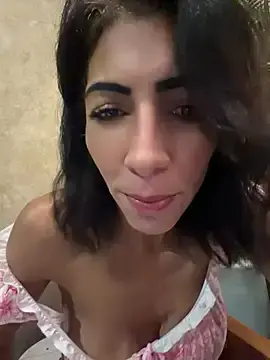 Stripchat Best Webcam of Yasmiinee