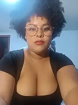 Stripchat Watch Live Sex Cams of Lolacurly69