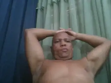 Stripchat Best Webcam of bigblackcock75