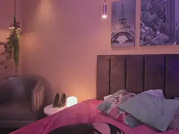Stripchat Live Sex Cam of Hailey-Fox