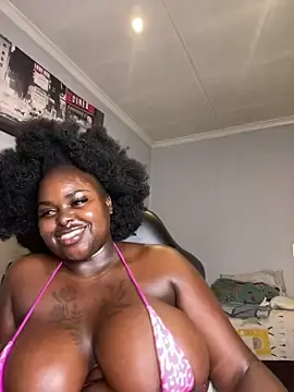 Stripchat Live Sex of Honeycoco0211