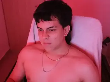 Stripchat Free Porn Cam of Tony_Hoffa