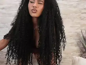 Stripchat Live Sex of HOTBLACKANDWHITE2