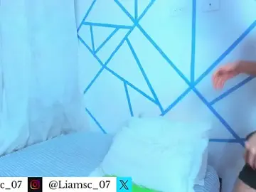 Stripchat Adult Webcam of liam_scott77
