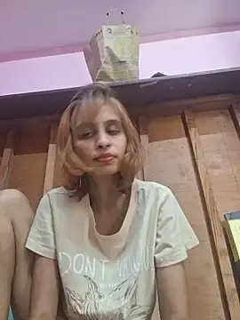Stripchat Free Porn Cam of Alishaaroralive