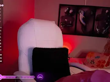 Stripchat Best Webcam of DollyWalker