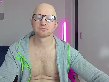 Stripchat Live Sex Cam of kevintyler69