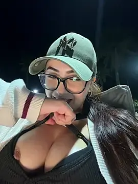 Stripchat Free Porn Cam of Natha_Fantasy