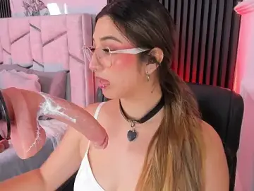 Stripchat Adult Webcam of Gabrielakassi