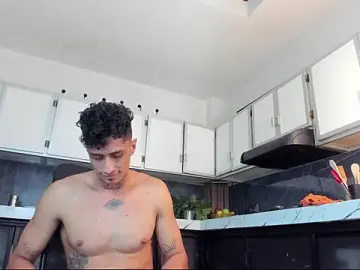 Stripchat Free Live Porn of ostbot_