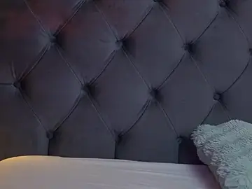 Stripchat Free Porn Cam of JadeYum