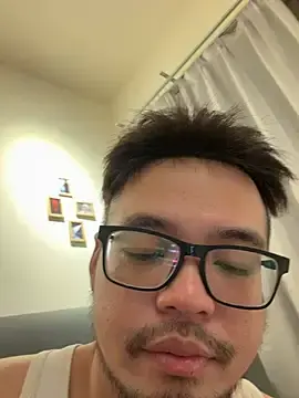 Stripchat Live Sex Cam of James1992_Ovo
