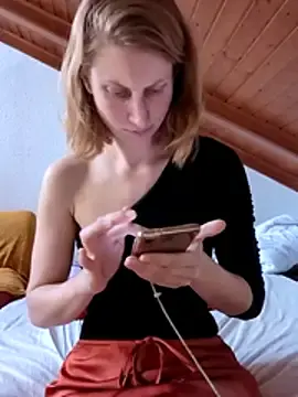 Stripchat Nude Webcam of Julialexxxx