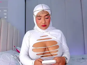 Stripchat Sex Chat of Amira-Zahra