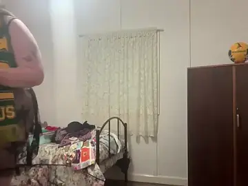 Stripchat Sex Cam of xopeachybaby