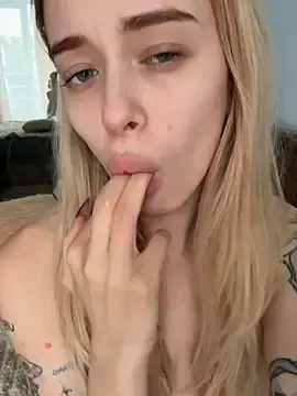 Stripchat Free Porn Cam of enjoy_my_beauty
