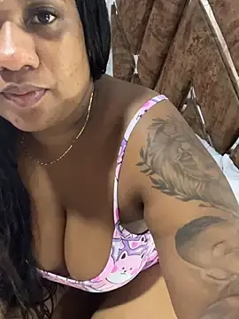 Stripchat Live Sex Cam of Sam_Blue