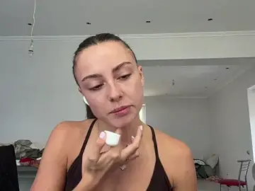 Stripchat Watch Live Sex Cams of IraidaArvayo