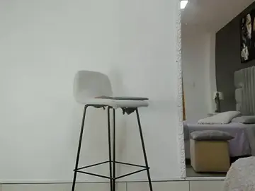 Stripchat Live Sex of isa_lancaster