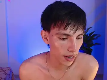 Stripchat Free Porn Cam of andrew_courtzz
