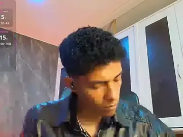 Stripchat Free Live Porn of Kyros_leonidas