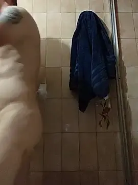 Stripchat Live Sex Cam of L_hotcream
