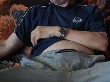 Stripchat Adult Webcam of cumloverboyxx69