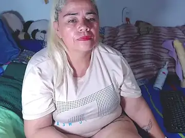 Stripchat Best Webcam of estrellita_fugaz16x