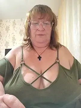 Stripchat Sex Cam of Sweet19-68