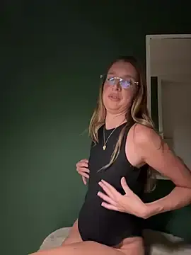 Stripchat Free Live Porn of Ninalynnx