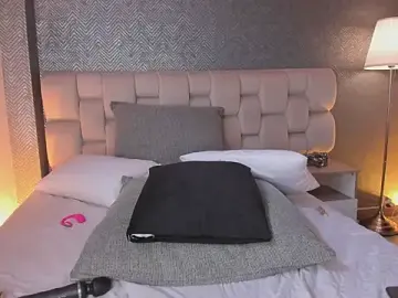 Stripchat Live Sex Cam of ah_mara_