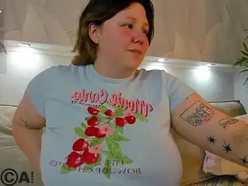 Stripchat Live Sex Cam of Ruth_Oliver